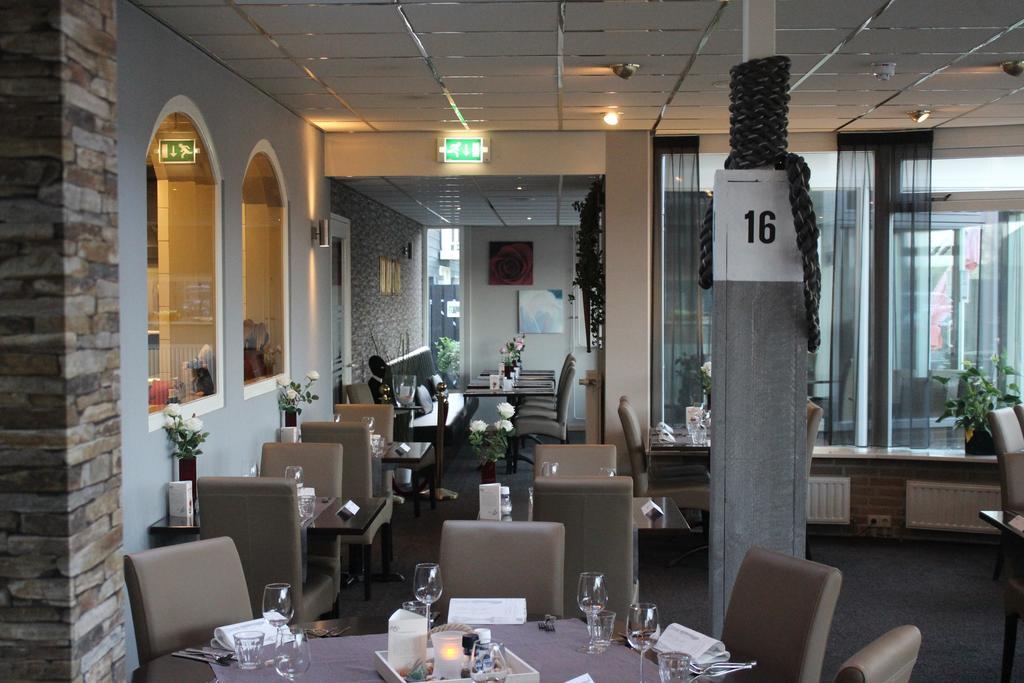 Hotel Restaurant 'T Klokje Renesse Esterno foto