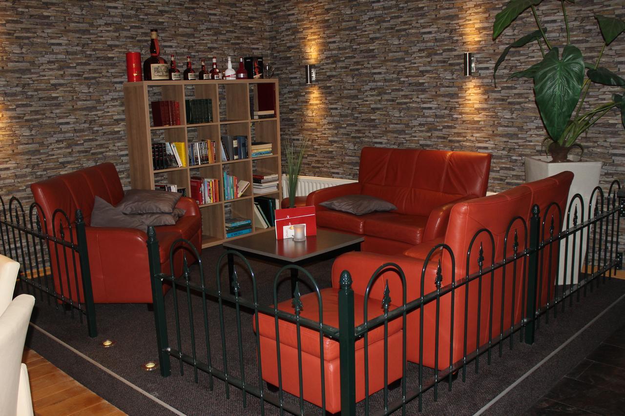 Hotel Restaurant 'T Klokje Renesse Esterno foto