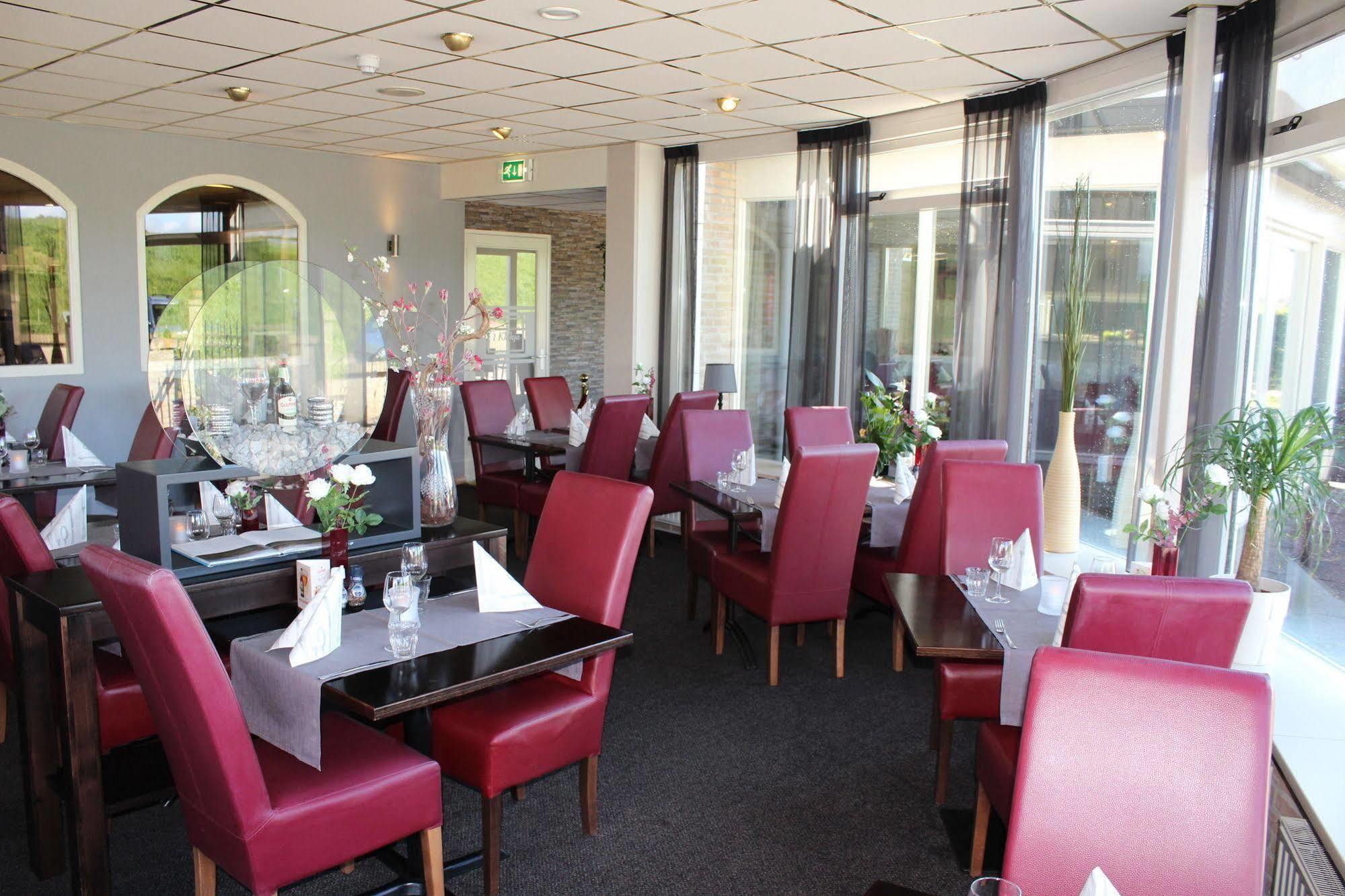 Hotel Restaurant 'T Klokje Renesse Esterno foto